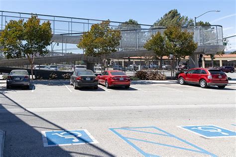 Before the project started, typically the previous car park reached 90 per cent capacity by around 9am on weekdays. . Overnight parking perth train station